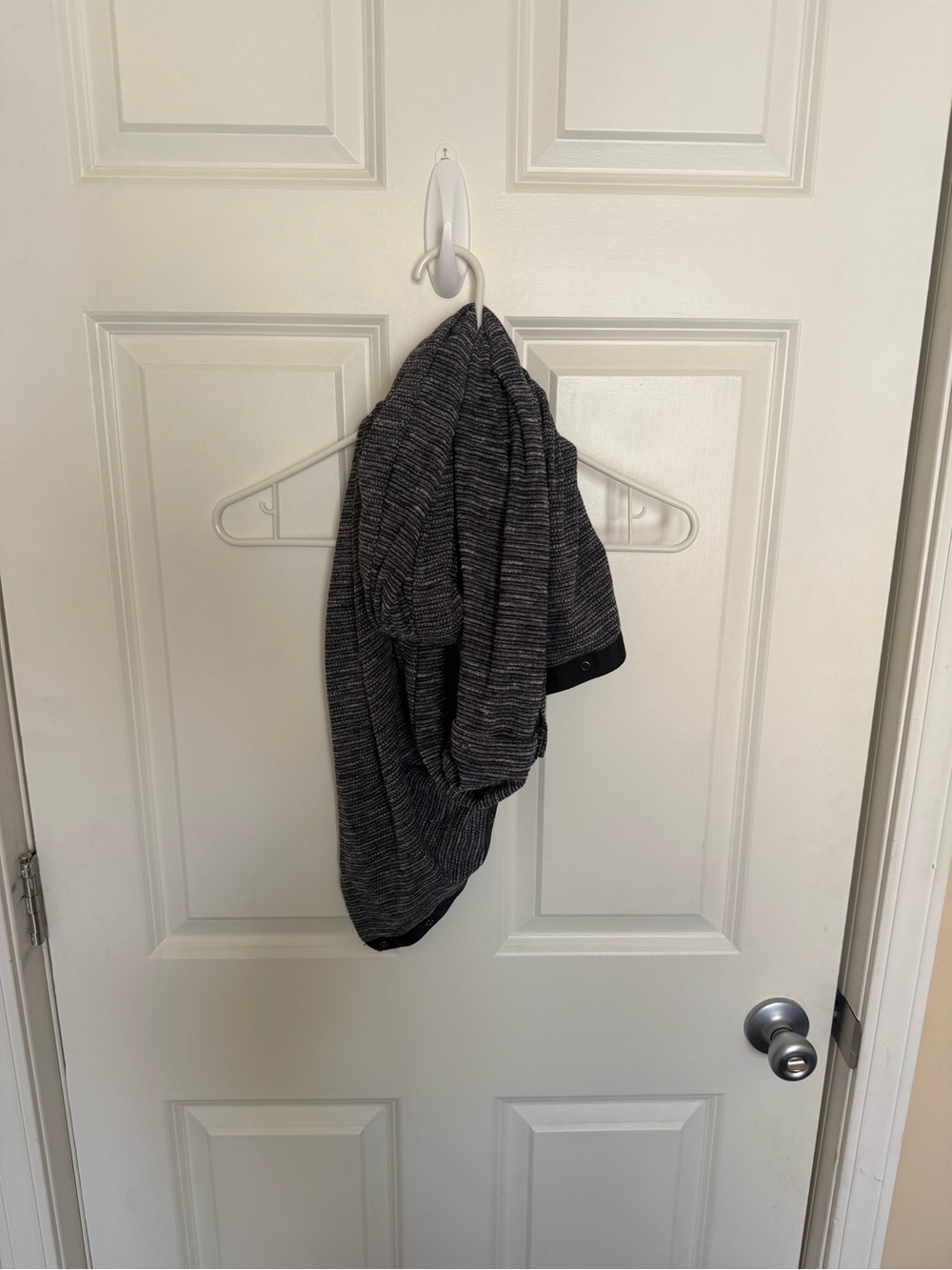 lululemon athletica Black & Gray Heathered Knit Scarf Wrap